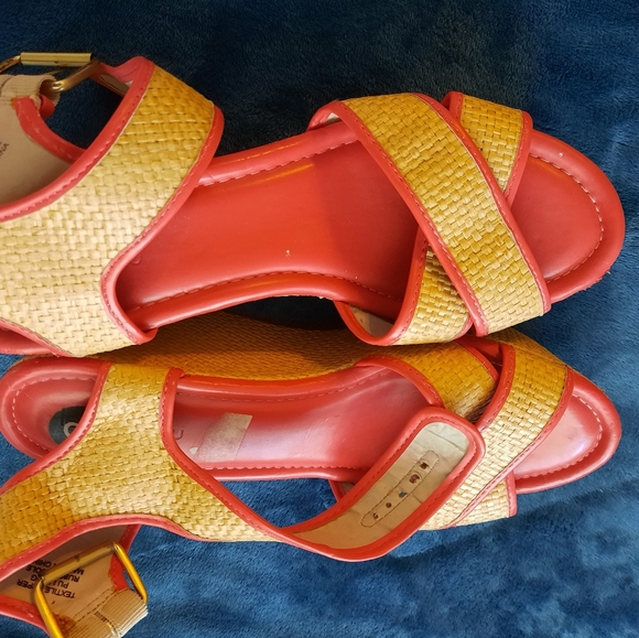 Wedge Sandals 👡 - Picture 4 of 5